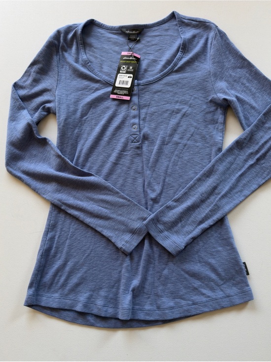 Eddie Bauer Tops - NWT Women's Eddie Bauer Henley LS Scoop Snap Size Small (D2)